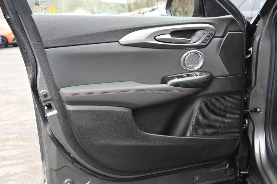 Used 2024 Dodge Hornet R/T Plus w/ Tech Pack Plus w/o Parking image 24