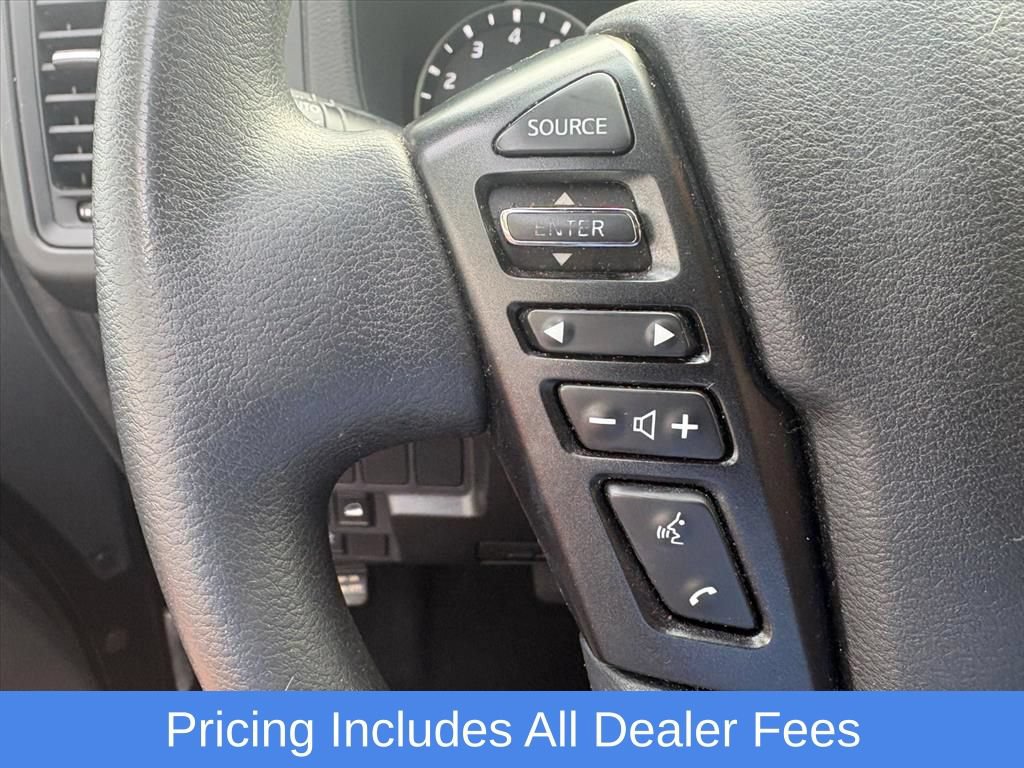 Used 2022 Nissan Frontier S AWD/4WD image 11