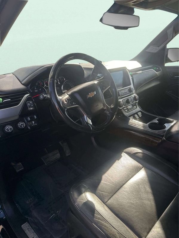 Used 2018 Chevrolet Tahoe LT w/ Luxury Package AWD/4WD image 19