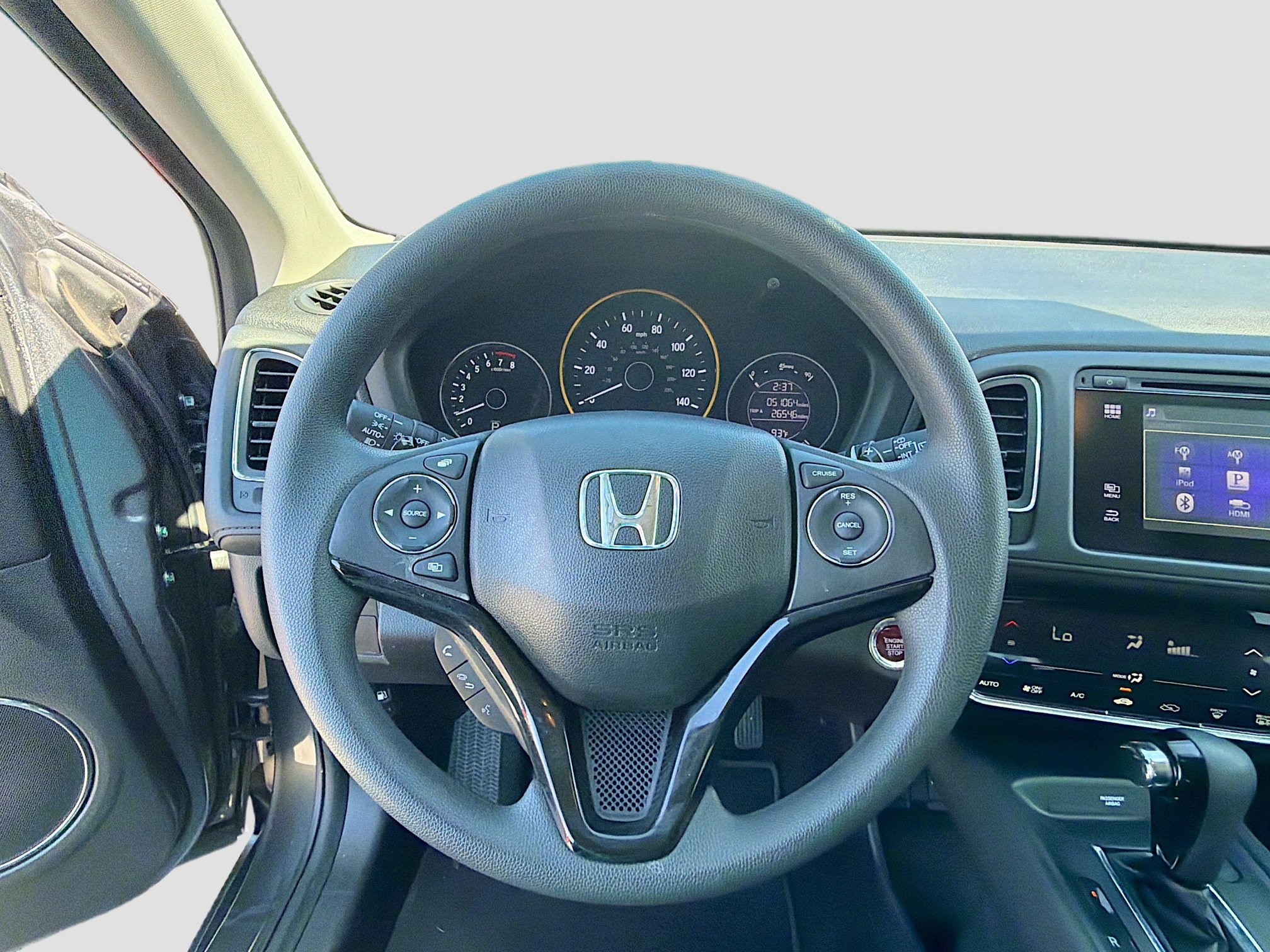 Used 2017 Honda HR-V EX image 35