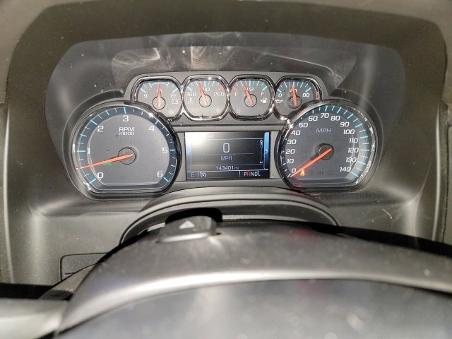 Used 2018 Chevrolet Suburban LT image 16