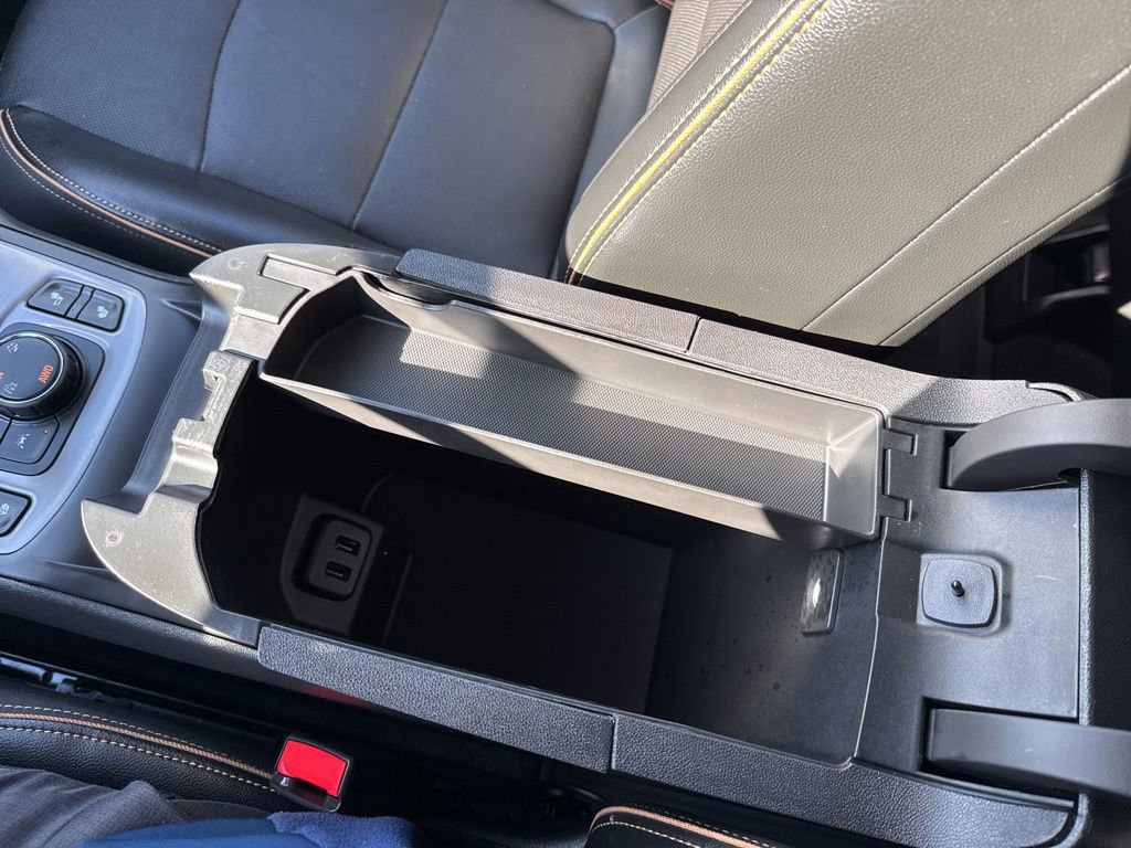 Used 2023 GMC Terrain AT4 w/ Infotainment Package II image 39