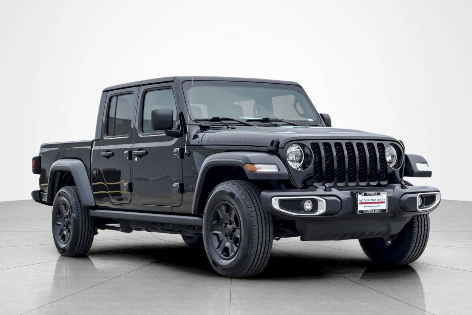 Used 2023 Jeep Gladiator Sport image 7