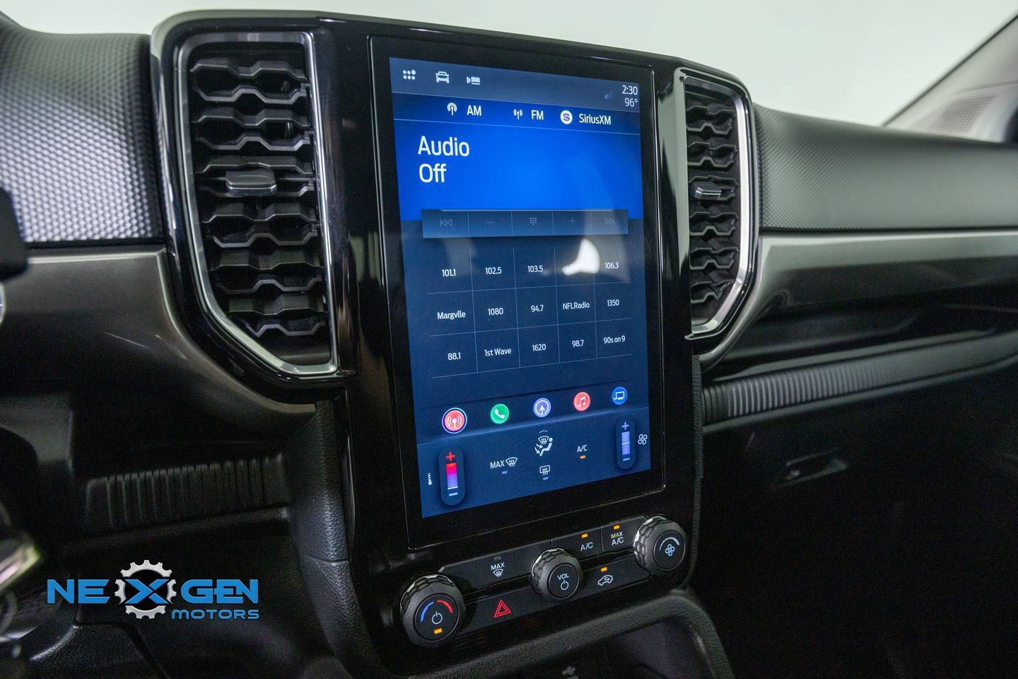 Used 2025 Ford Ranger XLT w/ FX4 Off-Road Package AWD/4WD image 19