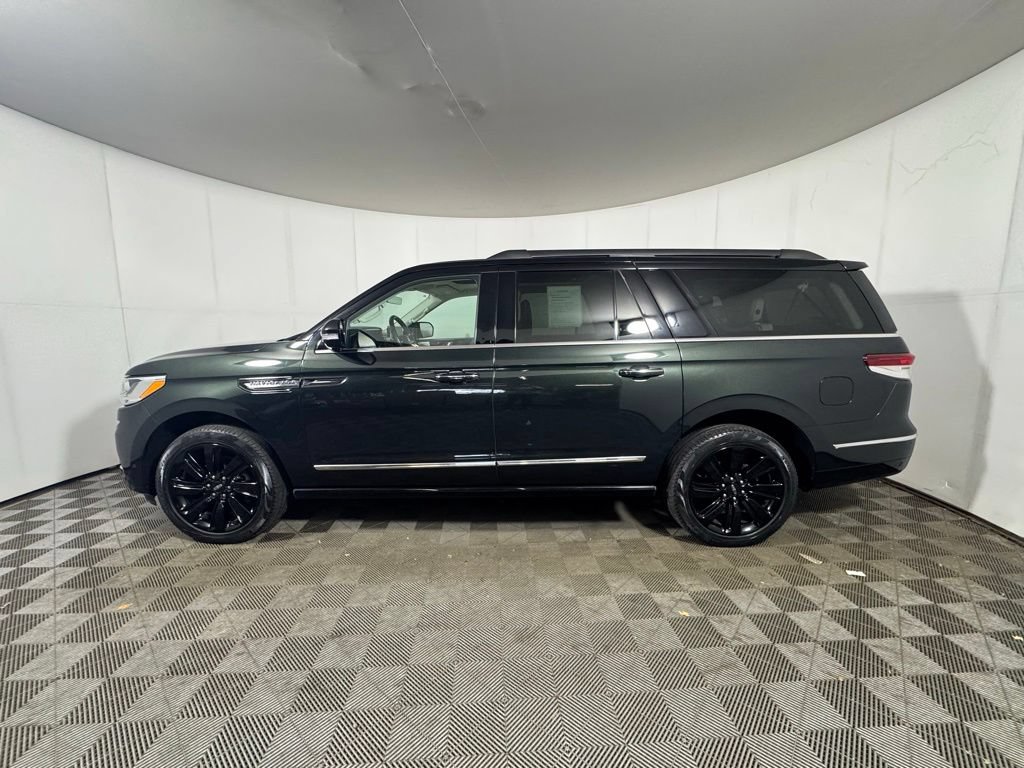 Certified 2023 Lincoln Navigator L Black Label AWD/4WD image 2