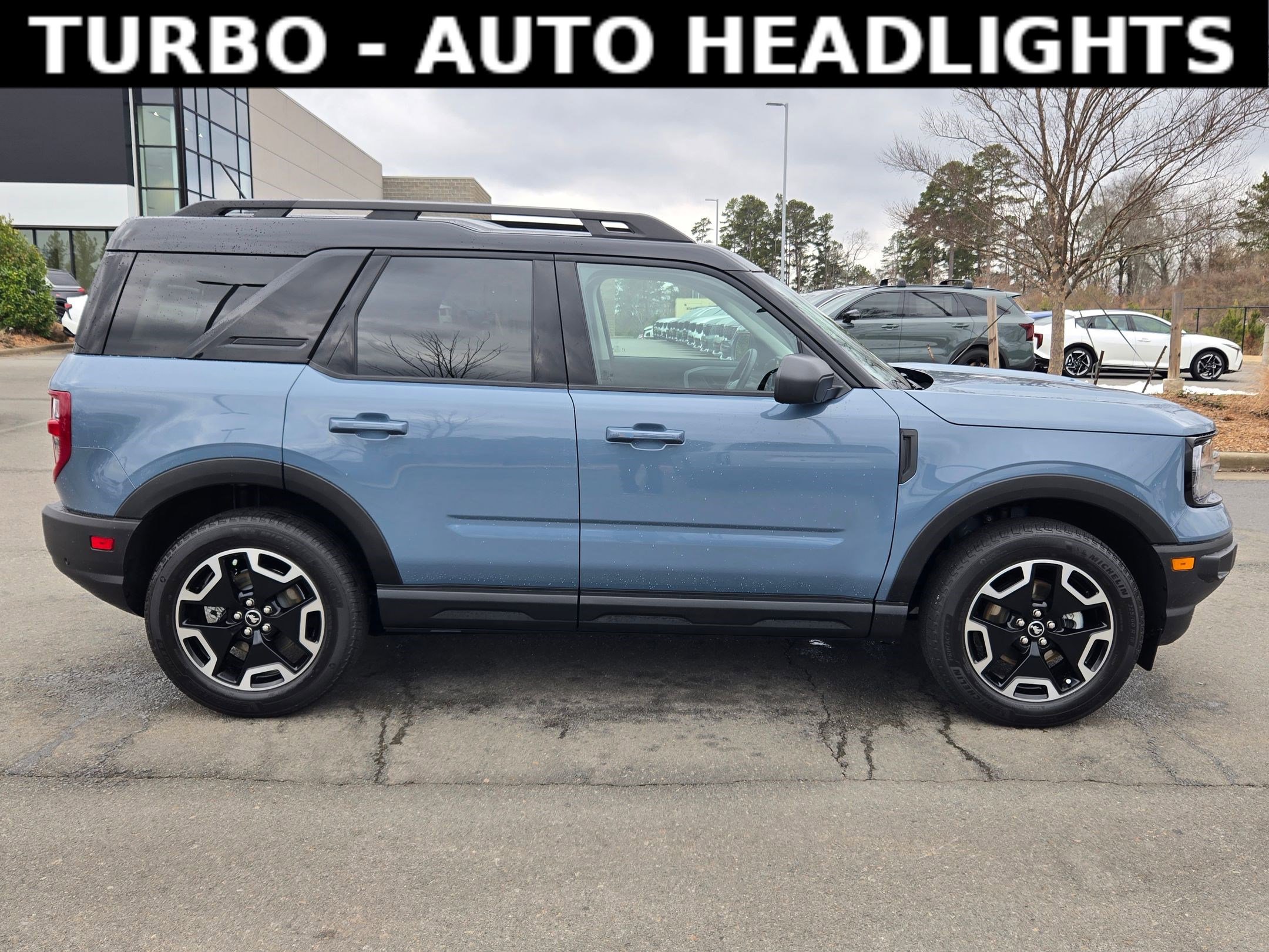 Used 2024 Ford Bronco Sport Outer Banks image 8