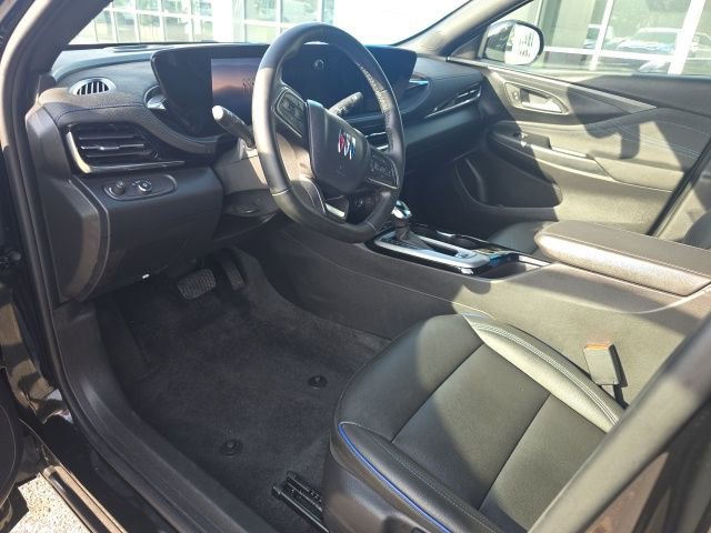 Used 2025 Buick Envista Sport Touring FWD image 10