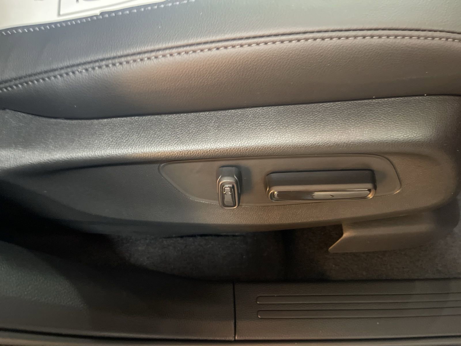 New 2026 Honda CR-V EX-L image 11