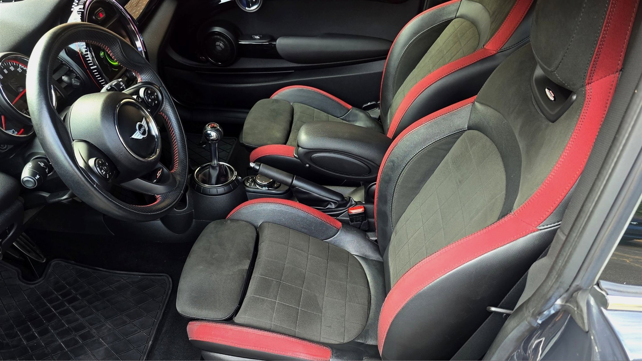 Used 2016 MINI Cooper John Cooper Works image 9