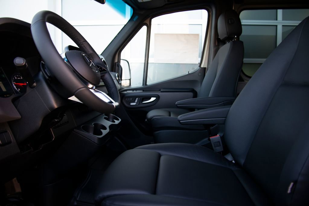 New 2026 Mercedes-Benz Sprinter 2500 image 12