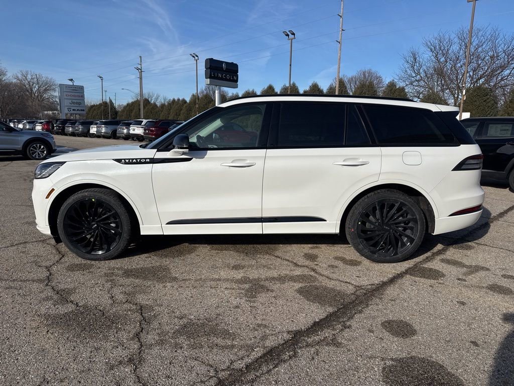 New 2026 Lincoln Aviator Reserve image 4