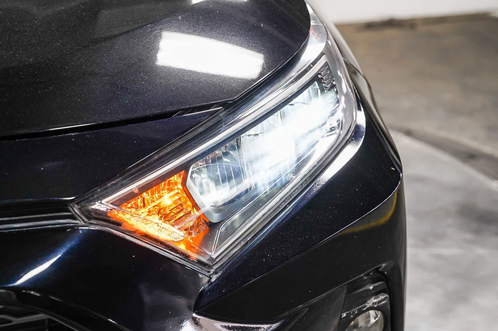 Certified 2021 Toyota RAV4 Limited FWD image 8