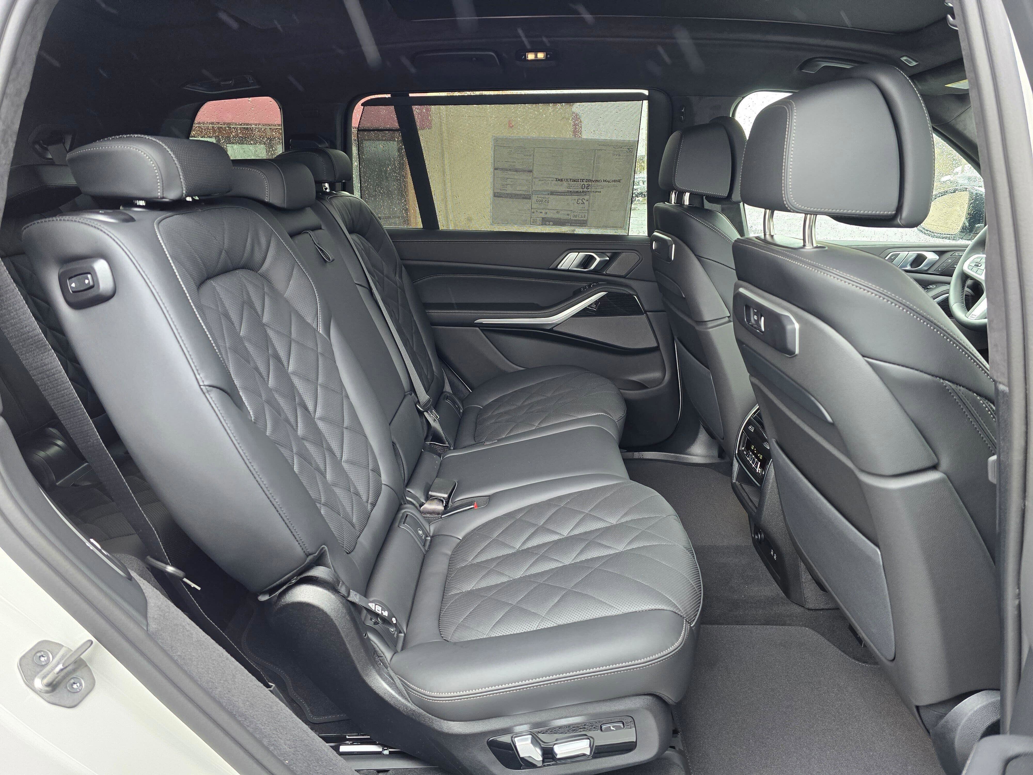 New 2026 BMW X7 xDrive40i w/ M Sport Package image 14