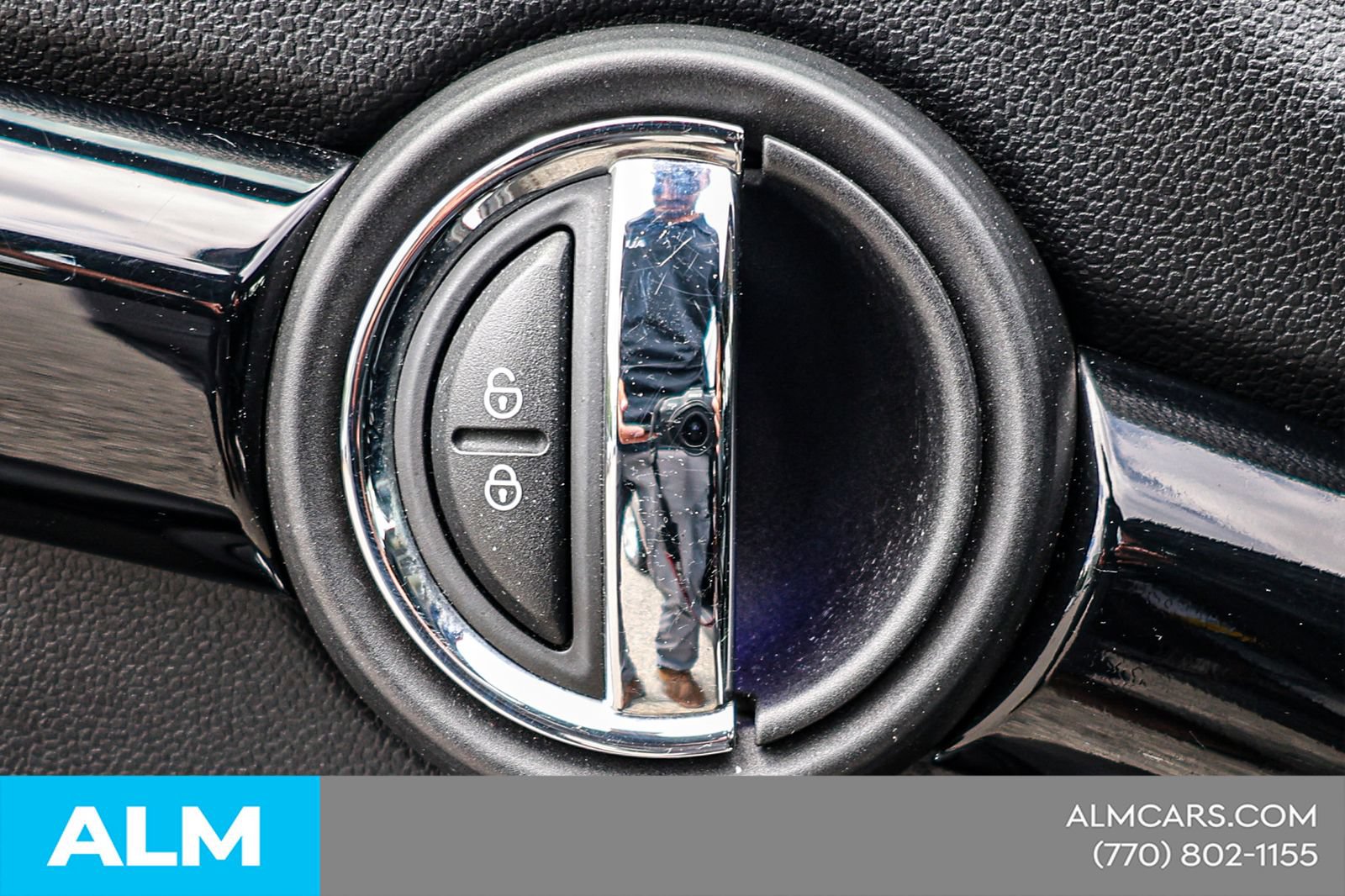Used 2019 MINI Cooper 4-Door Hardtop FWD image 39