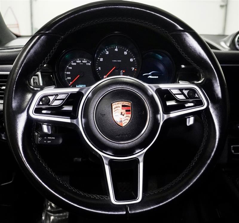 Used 2018 Porsche Macan AWD/4WD image 12