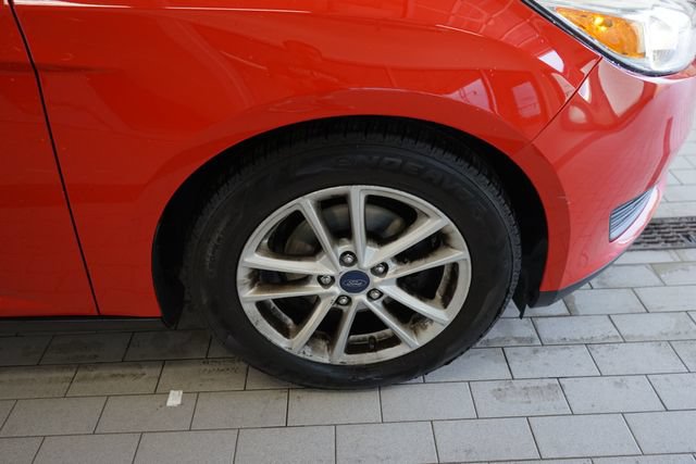 Certified 2017 Ford Focus SE w/ Cold Weather Package FWD image 15