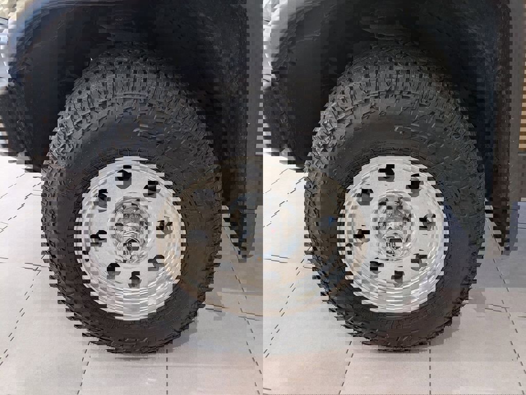 Used 2012 Toyota FJ Cruiser 4WD w/ Convenience Pkg image 18