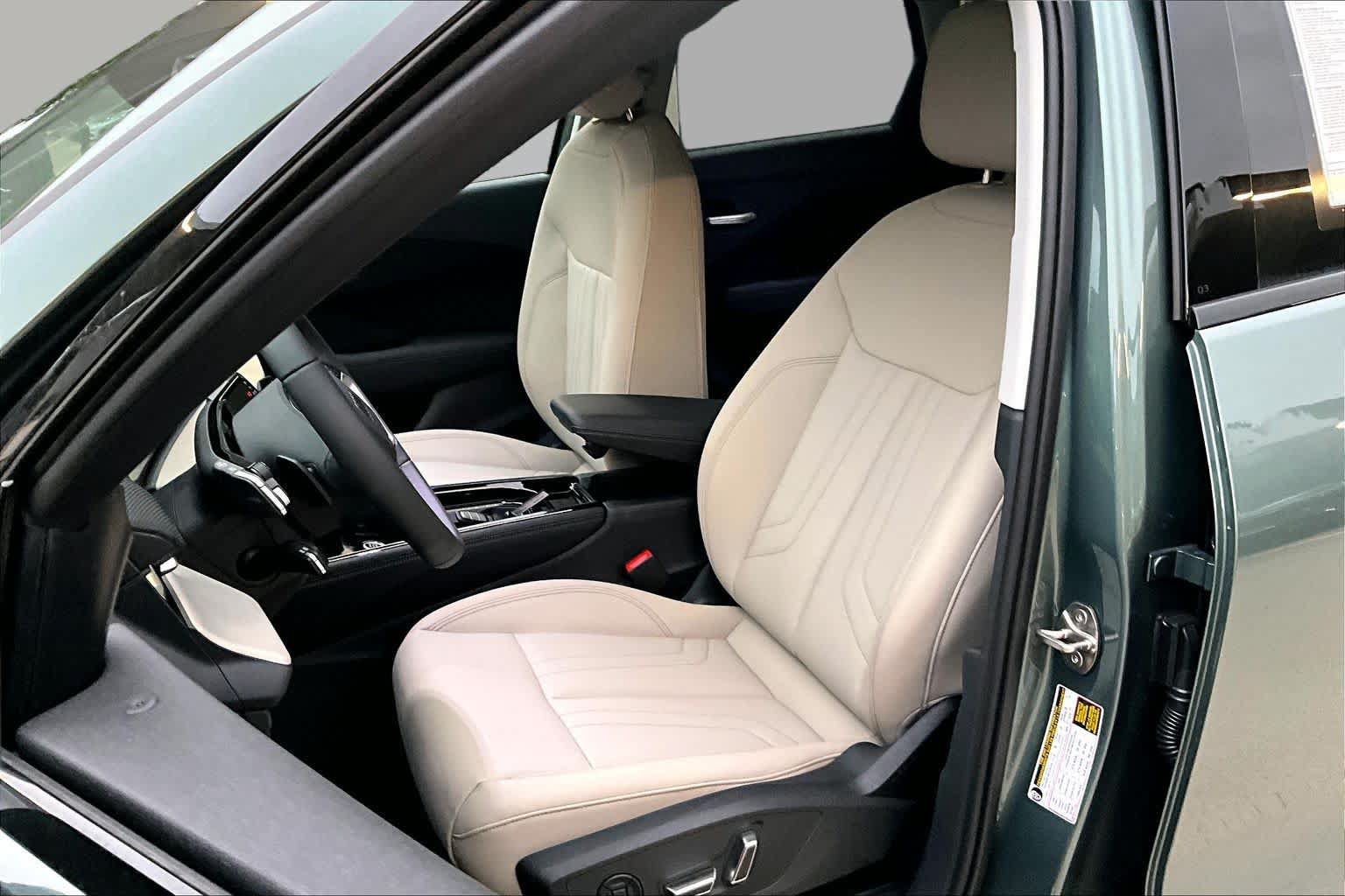 New 2026 Audi Q3 quattro 2.0T AWD/4WD image 9