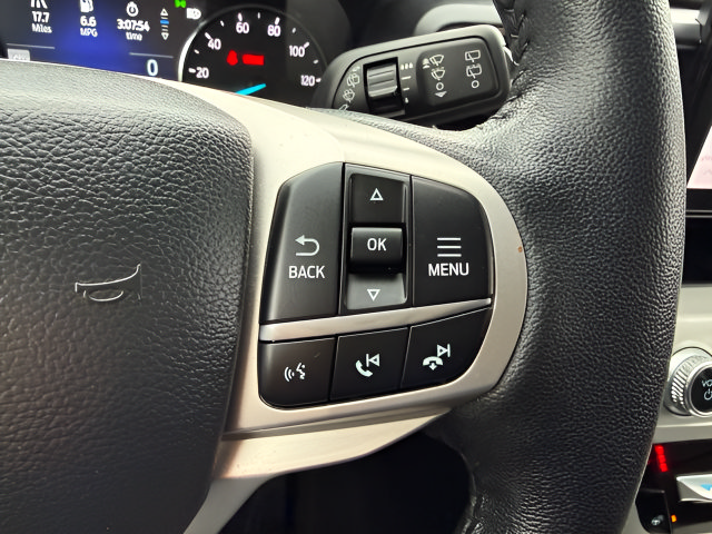 Used 2022 Ford Explorer XLT w/ Equipment Group 202A AWD/4WD image 21