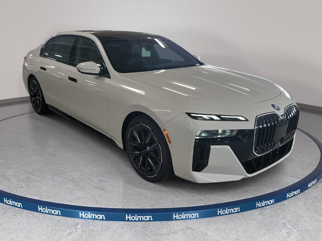 New 2026 BMW 750e xDrive AWD/4WD image 3