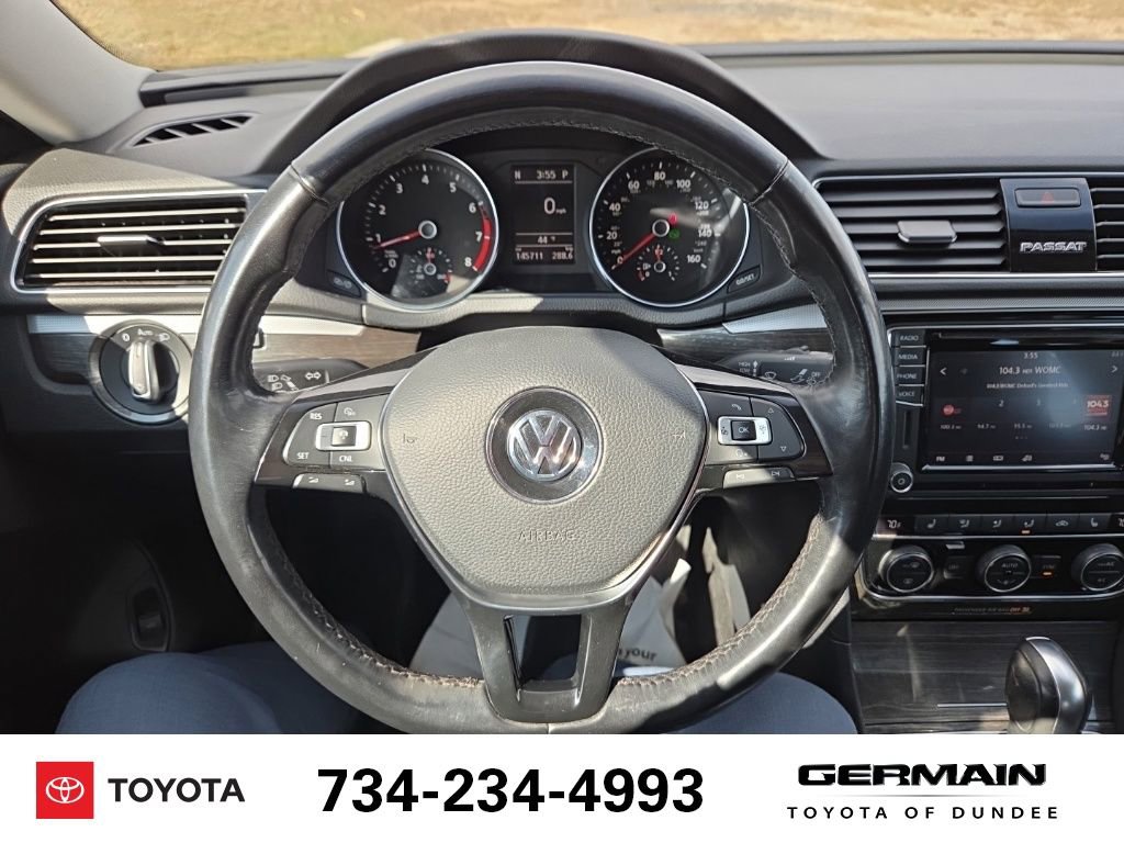 Used 2018 Volkswagen Passat 2.0T SE image 18