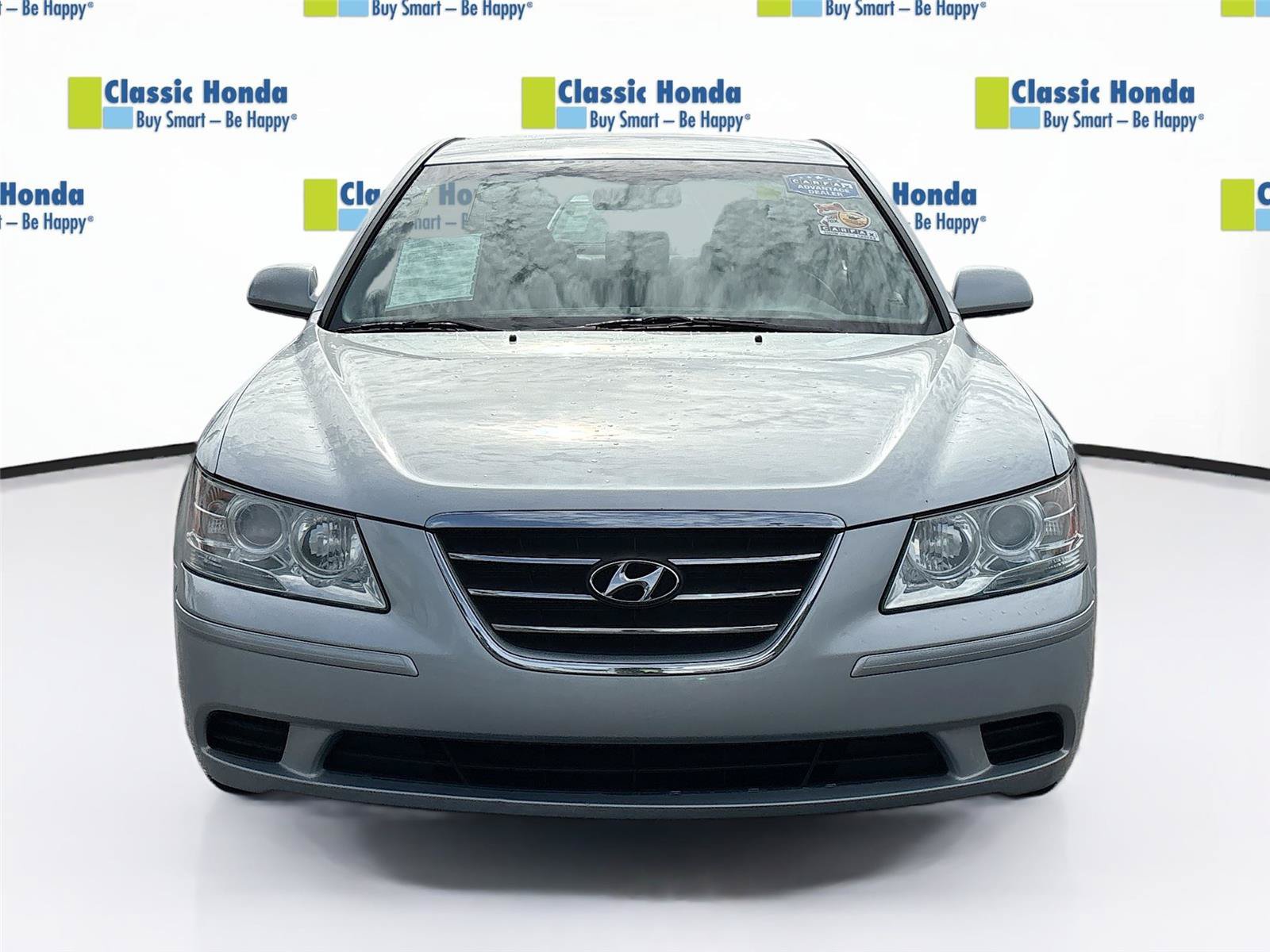 Used 2010 Hyundai Sonata GLS w/ Popular Equipment Pkg 2 FWD image 2