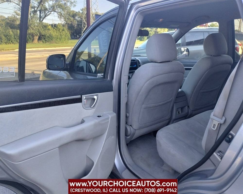 Used 2008 Hyundai Santa Fe GLS FWD image 19