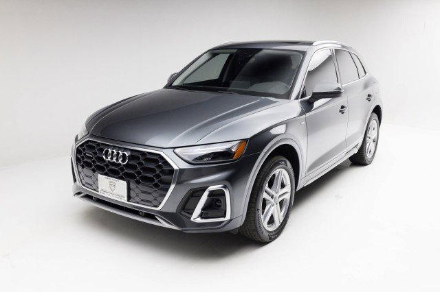 Used 2021 Audi Q5 e Premium w/ Convenience Package image 17