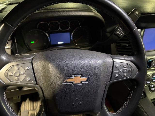 Used 2019 Chevrolet Suburban LT image 6