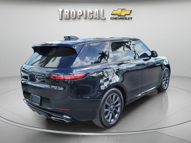 Used 2024 Land Rover Range Rover Sport Dynamic SE AWD/4WD image 3