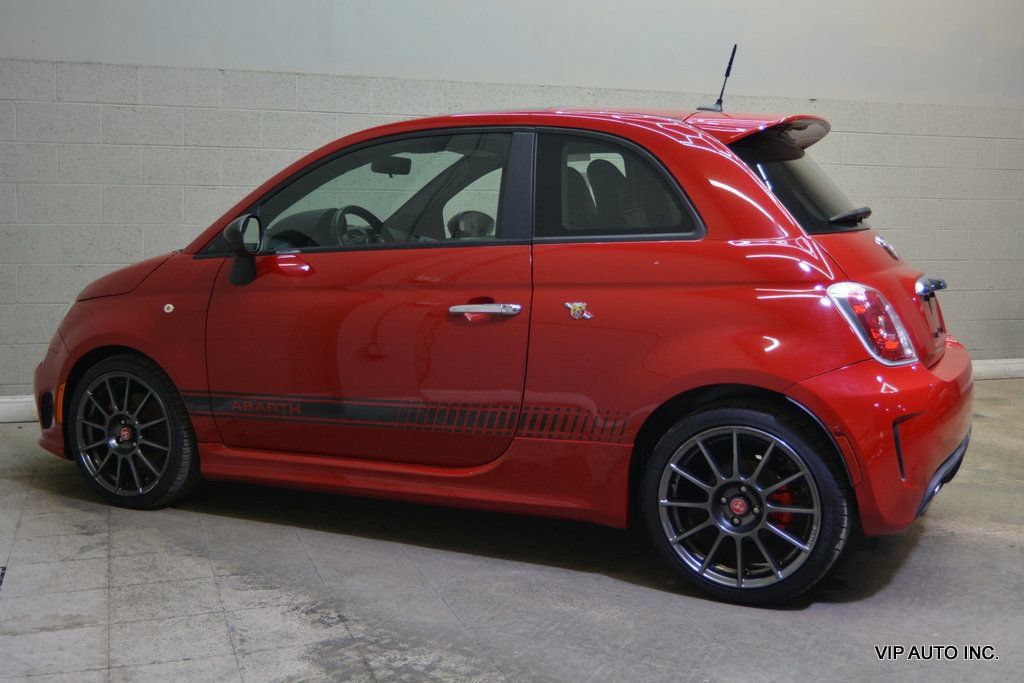 Used 2013 FIAT 500 Abarth w/ Comfort/Convenience Group FWD image 3