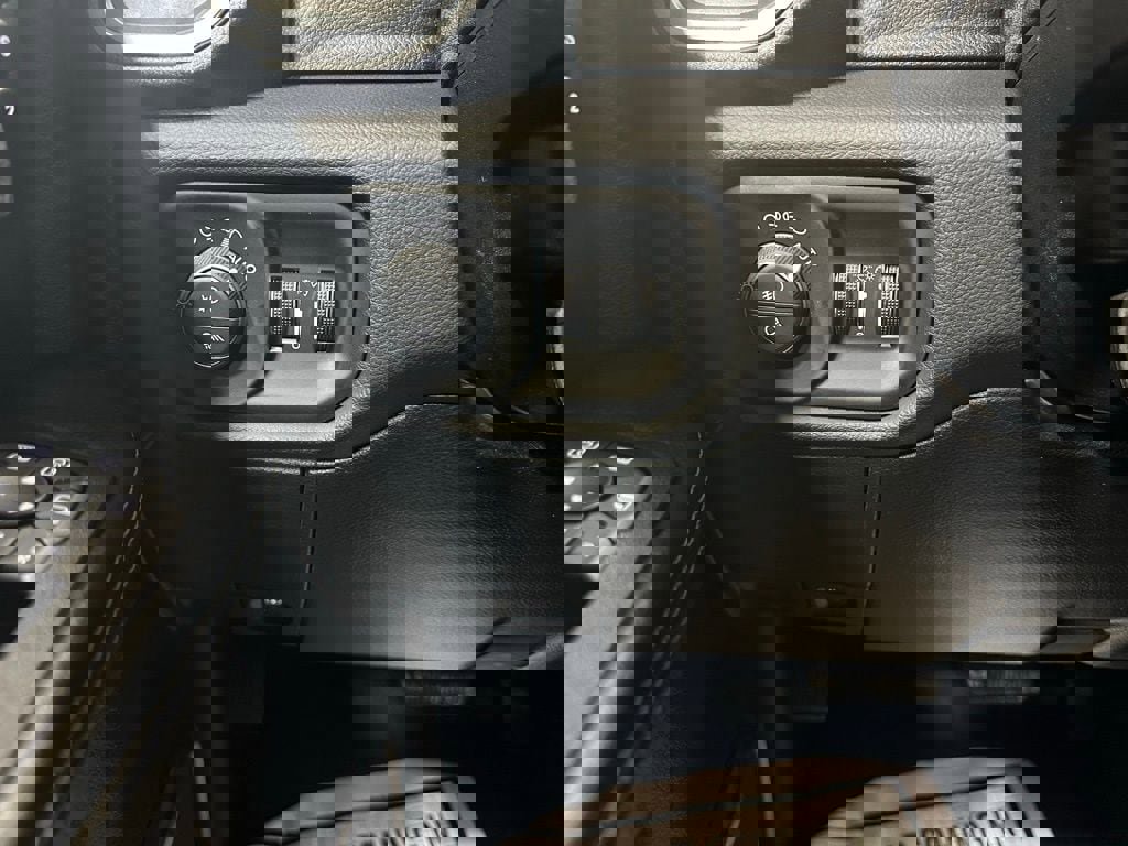 Used 2025 RAM 2500 Laramie image 17