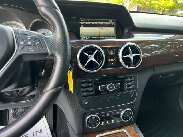 Used 2015 Mercedes-Benz GLK 350 4MATIC image 36