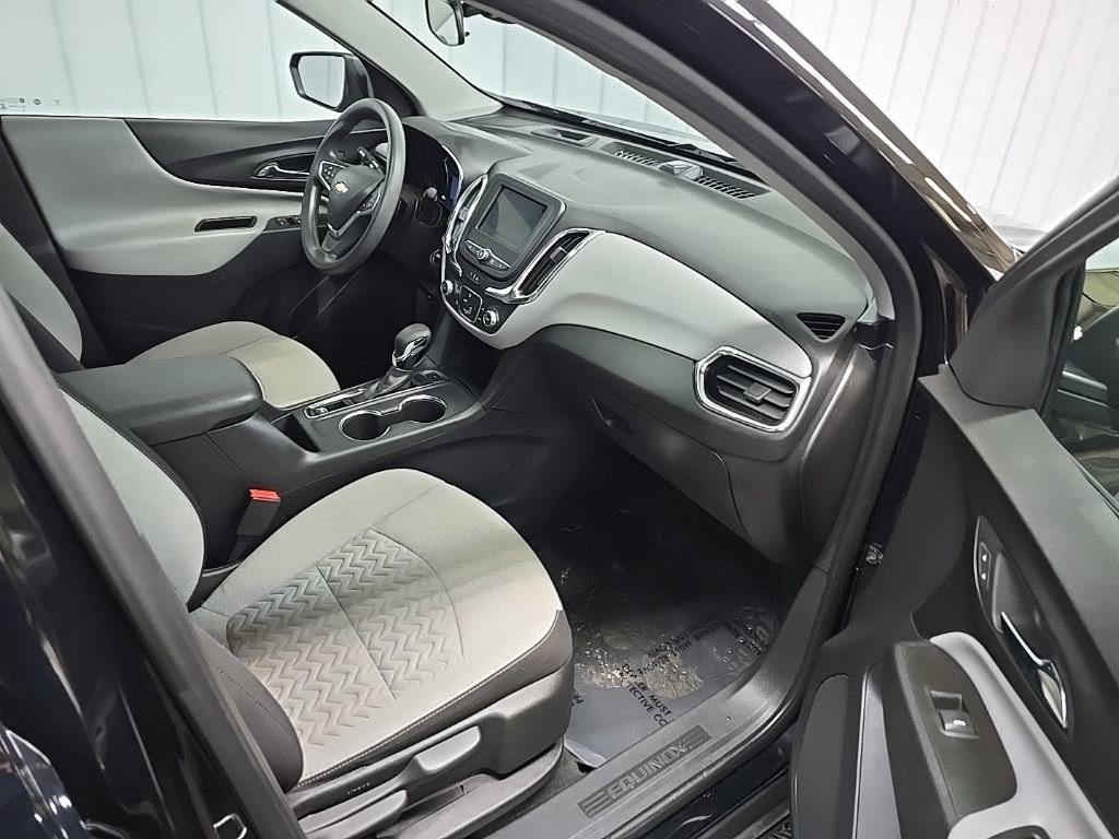 Used 2023 Chevrolet Equinox LS w/ LS Convenience Package image 15