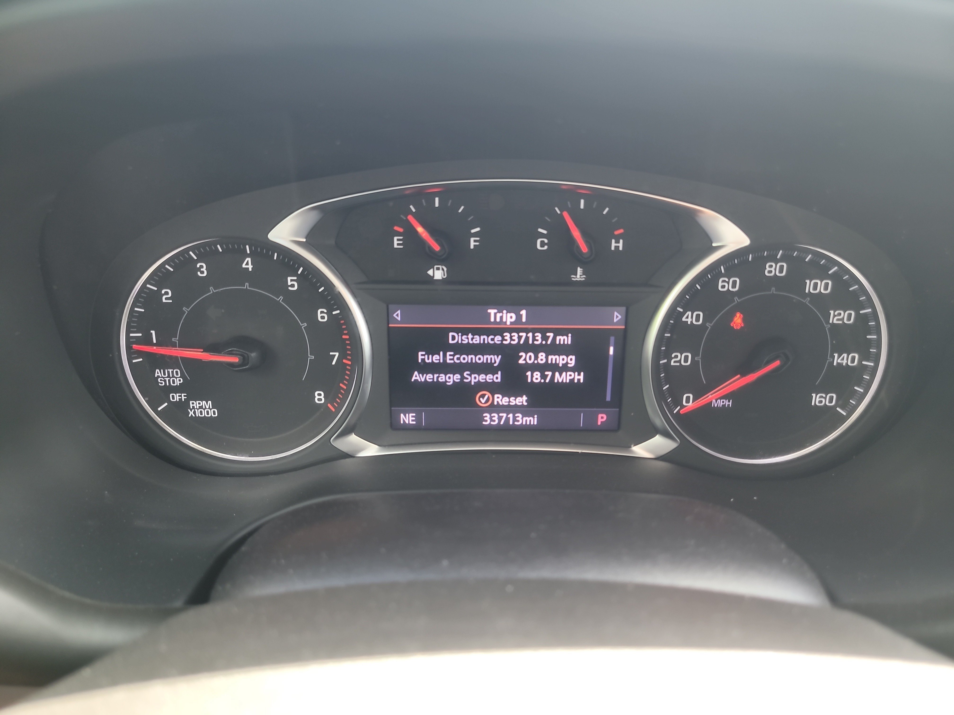 Used 2023 GMC Acadia SLE w/ Driver Convenience Package FWD image 31