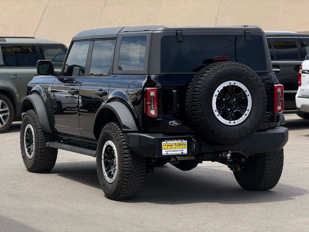 Used 2023 Ford Bronco Big Bend w/ Sasquatch Package AWD/4WD image 5