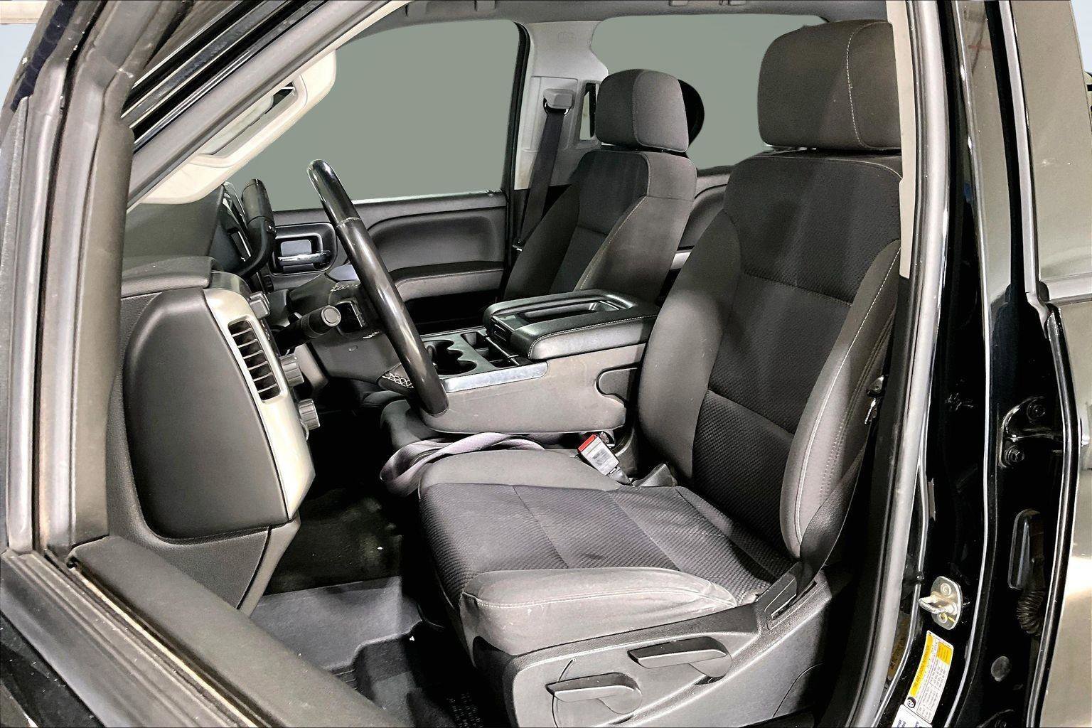 Used 2018 Chevrolet Silverado 2500 LT w/ Z71 Package, Off-Road image 27