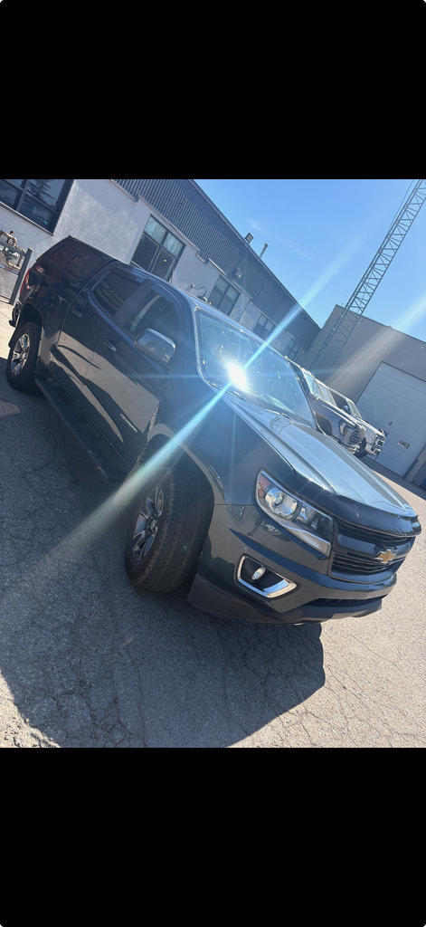 Used 2019 Chevrolet Colorado Z71 AWD/4WD image 1