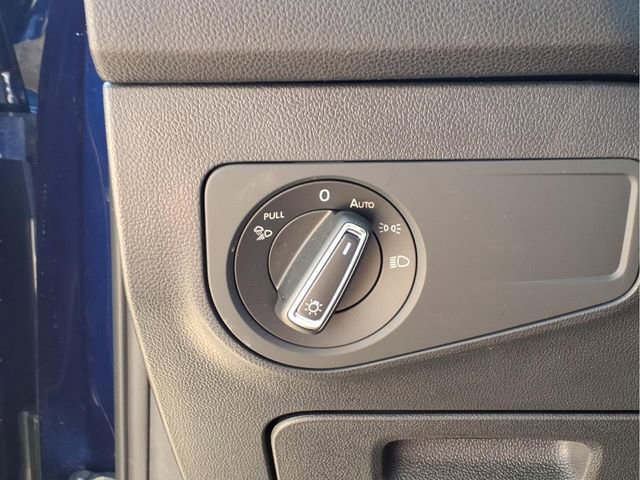 Used 2023 Volkswagen Tiguan SEL R-Line image 12