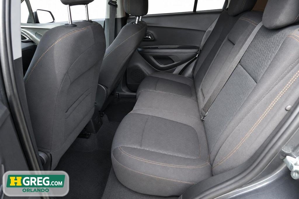 Used 2020 Chevrolet Trax LS FWD image 13