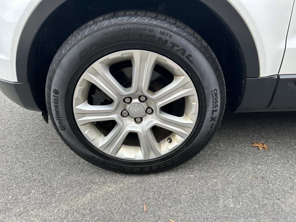 Used 2019 Land Rover Range Rover Evoque SE Premium image 9