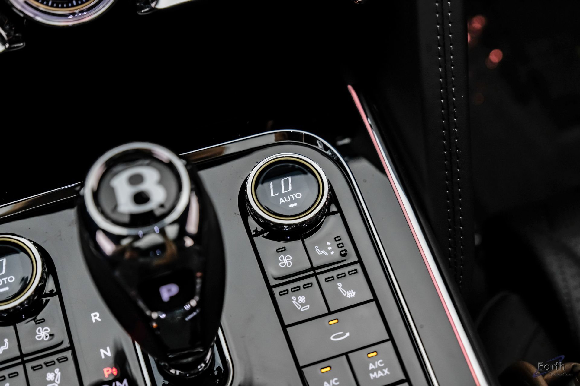 Used 2022 Bentley Flying Spur V8 AWD/4WD image 61