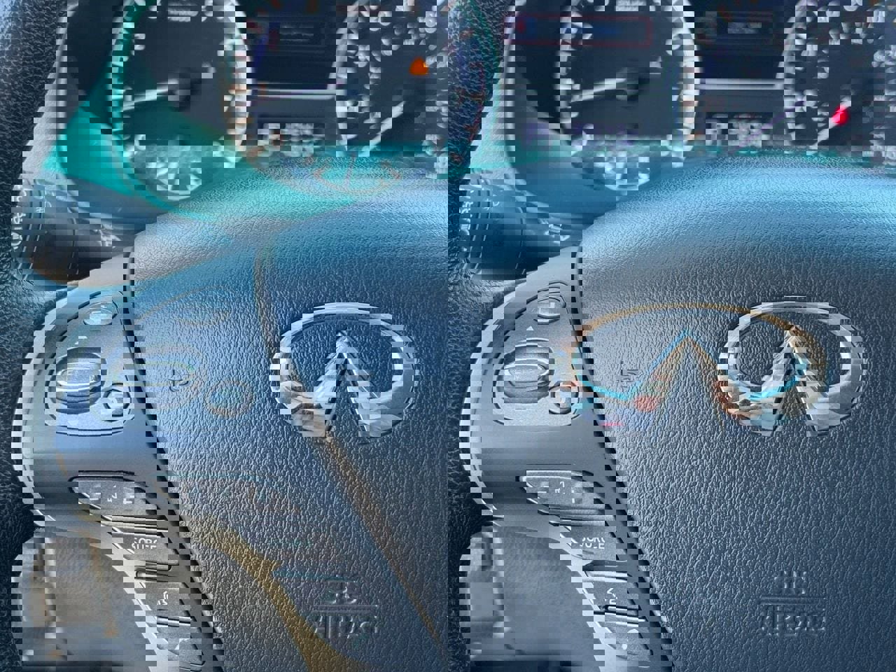 Used 2013 INFINITI JX35 AWD w/ Premium Pkg image 19