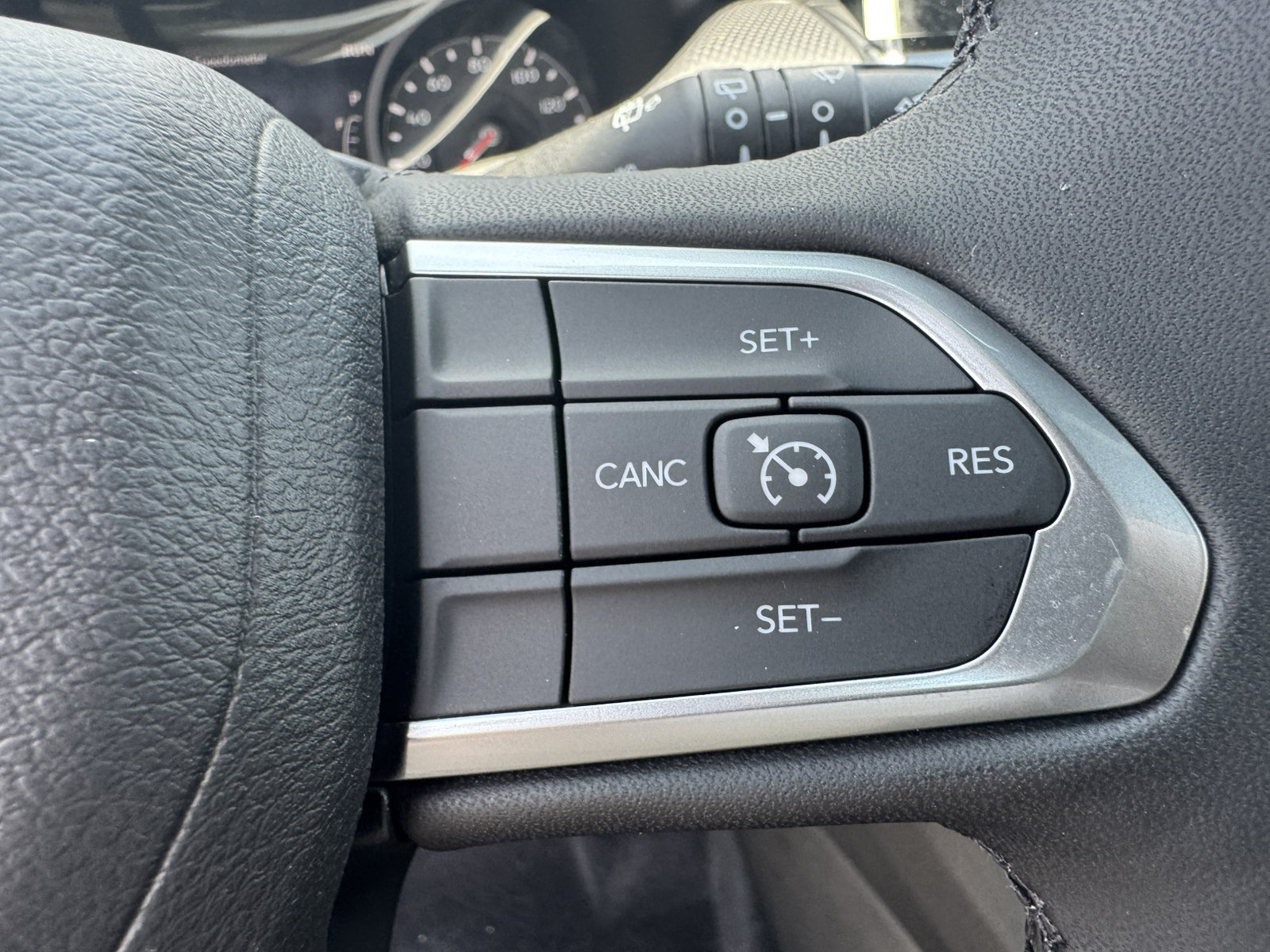 New 2026 Jeep Compass Latitude AWD/4WD image 31