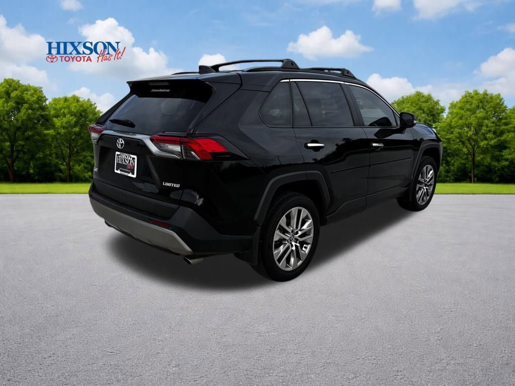 Used 2024 Toyota RAV4 Limited image 7