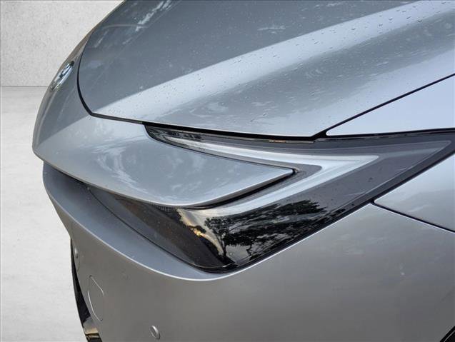 Used 2024 Toyota Prius XLE FWD image 10