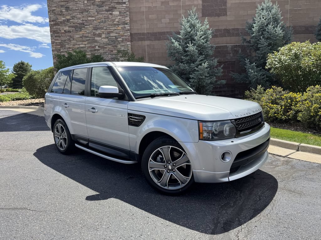 Used 2013 Land Rover Range Rover Sport HSE w/ Climate Comfort Pkg AWD/4WD image 2