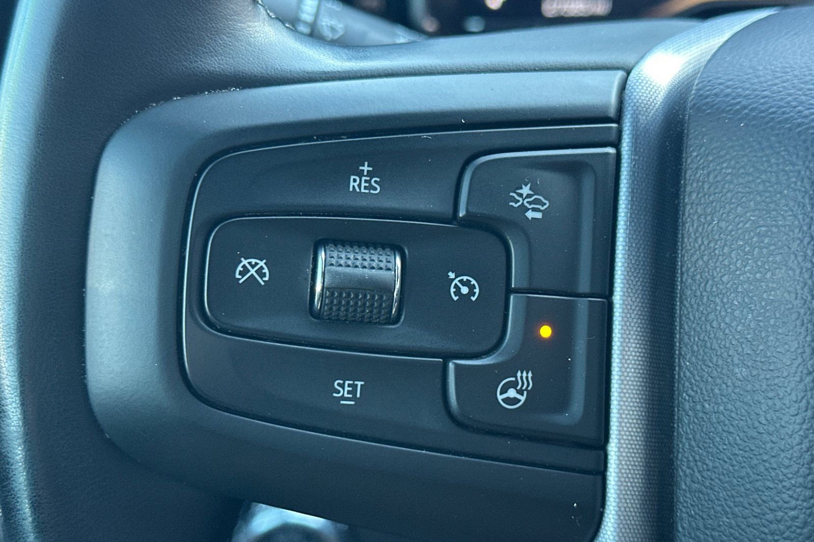 Used 2025 GMC Sierra 1500 Elevation image 36