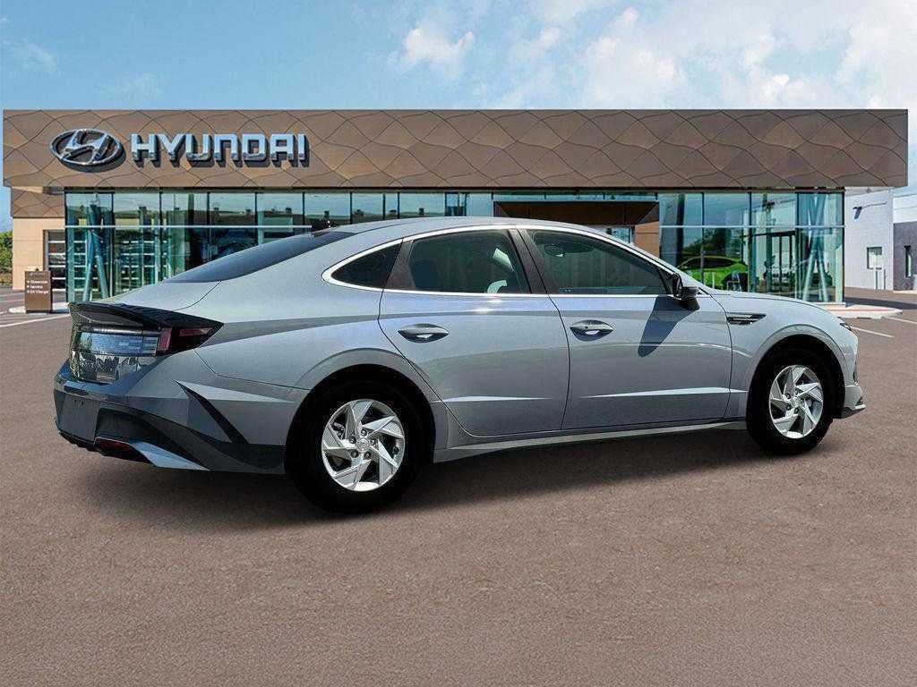 New 2026 Hyundai Sonata SE image 8