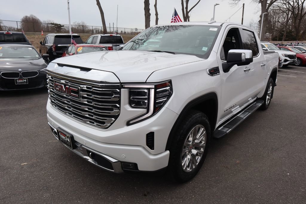 Used 2024 GMC Sierra 1500 Denali w/ Technology Package image 8